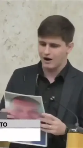 Muito triste! Homenageados.  #homenagem #bope #guerra #favela #riodejaneiro 