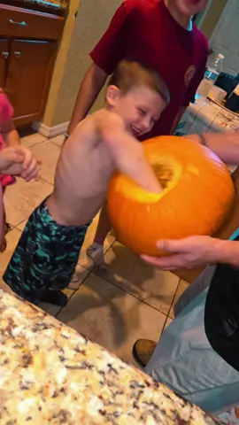 #LIVEIncentiveProgram #GoLIVEGrowFast #PaidPartnership #halloween #spookyseason 