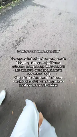 aku cuma minta Allah sadarkan dia biar dia bertobat, untuk rasa sakit nya hati aku karna perlakuan dia, aku minta sehatkan aku dan lancarkan urusan dan rezeki ku😌#bismillahfyp #galaubrutal #sadstory #question 