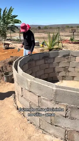 Fazendo uma piscina no sítio- amar #dicas #obras #construcao #piscina #sitio  