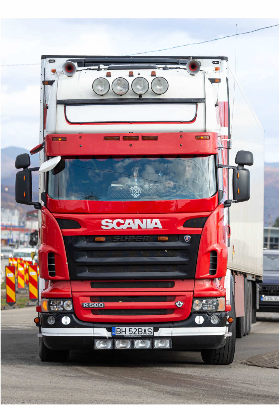 🫣 #maramures #truckspotting #viral #hollandstyle #scaniav8 