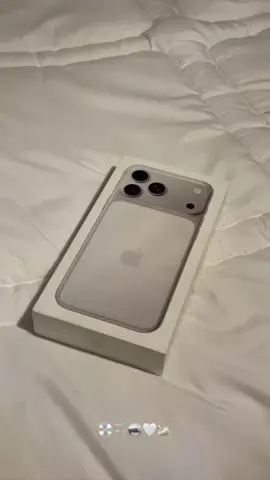 🤍🤍🤍 #iphone17promax