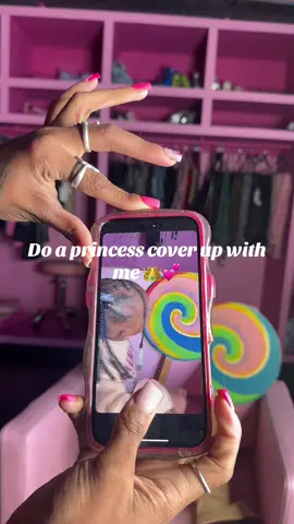 My girl lovedddd her hair 🥰💕🍭 funsizethestylist on ig 🥳 #kidfriendly #houstonhairstylist #kidbraider #princesscoverup 