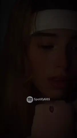 ya no quiero que me expliques Miguel  ? .... #indirectas #rolitaschidas #songviral #spotify #lyricsvideo 