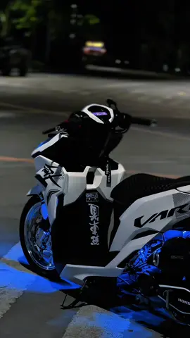 The aura is too much🥶#variomodifikasi #vario #vario125 #hondaclick125i #indoconcept🇮🇩 #indonesia #krianstyle #foryoupage #fyp 