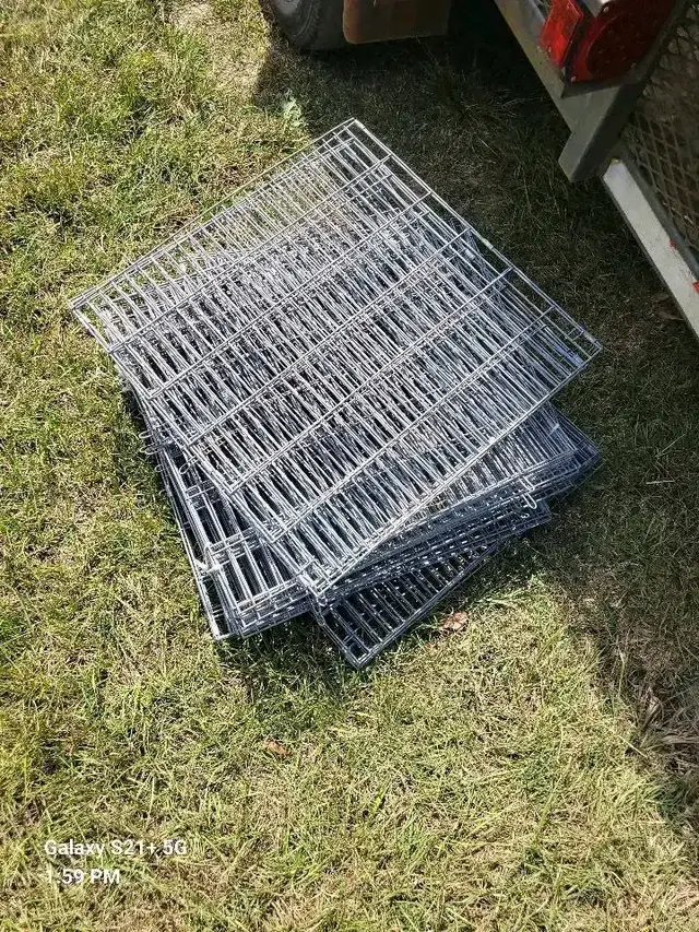 Drop pens  stag pens fly pens  39x39 pens UFS. 