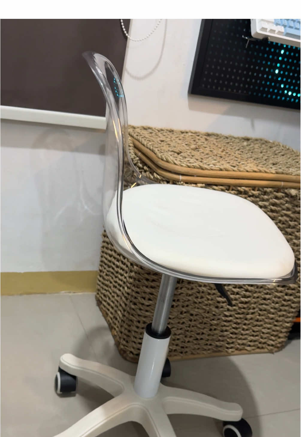 #miniofficechair #officechair #minichair #minimalist 