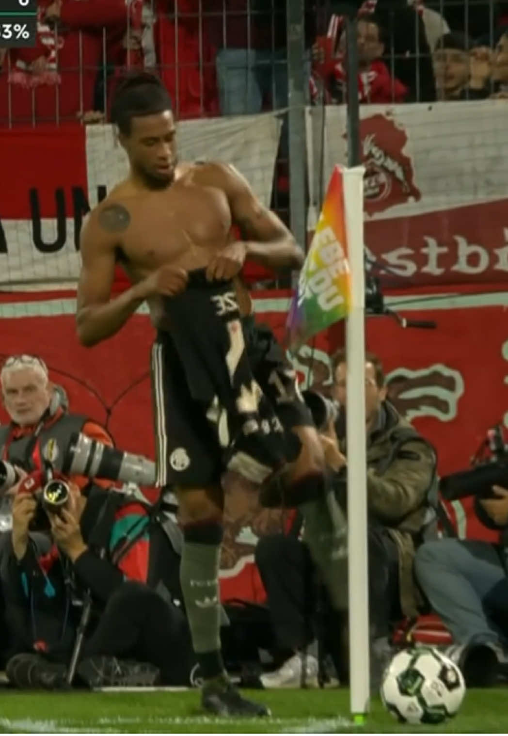 #Olise is something else 🤣 #BayernMunich #football #Soccer #aura 