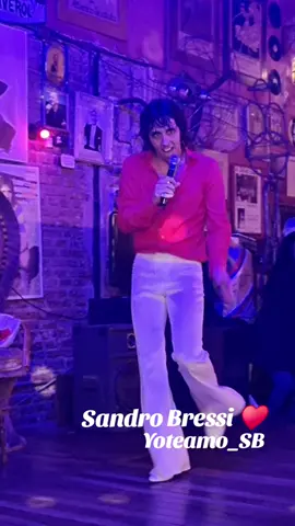 Rosa , Rosa 🌹 ♥️ #sandro #sandrodeamerica #sandrobressi #rosa