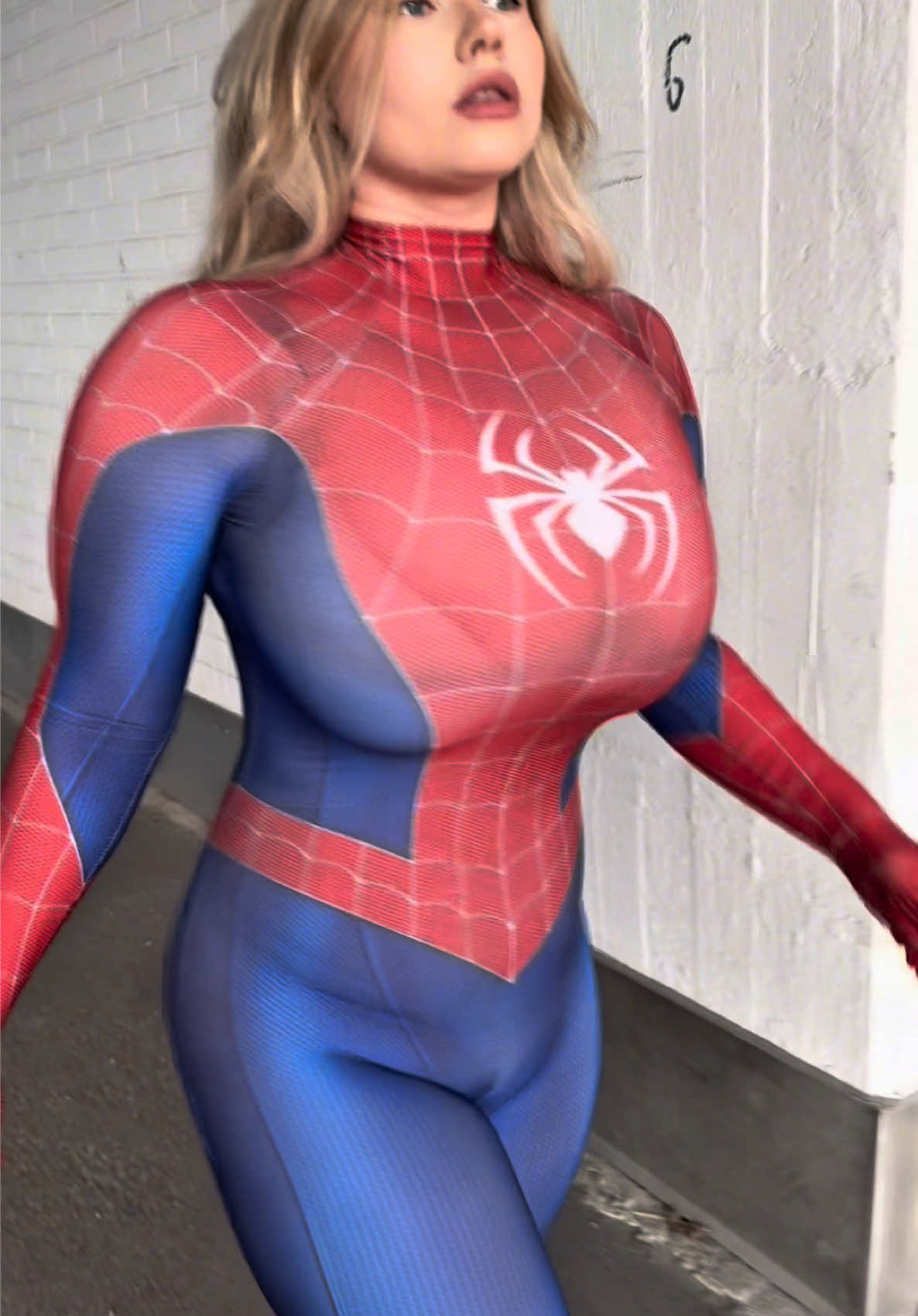 🫶🏻 #spiderman #spiderwoman #halloween 