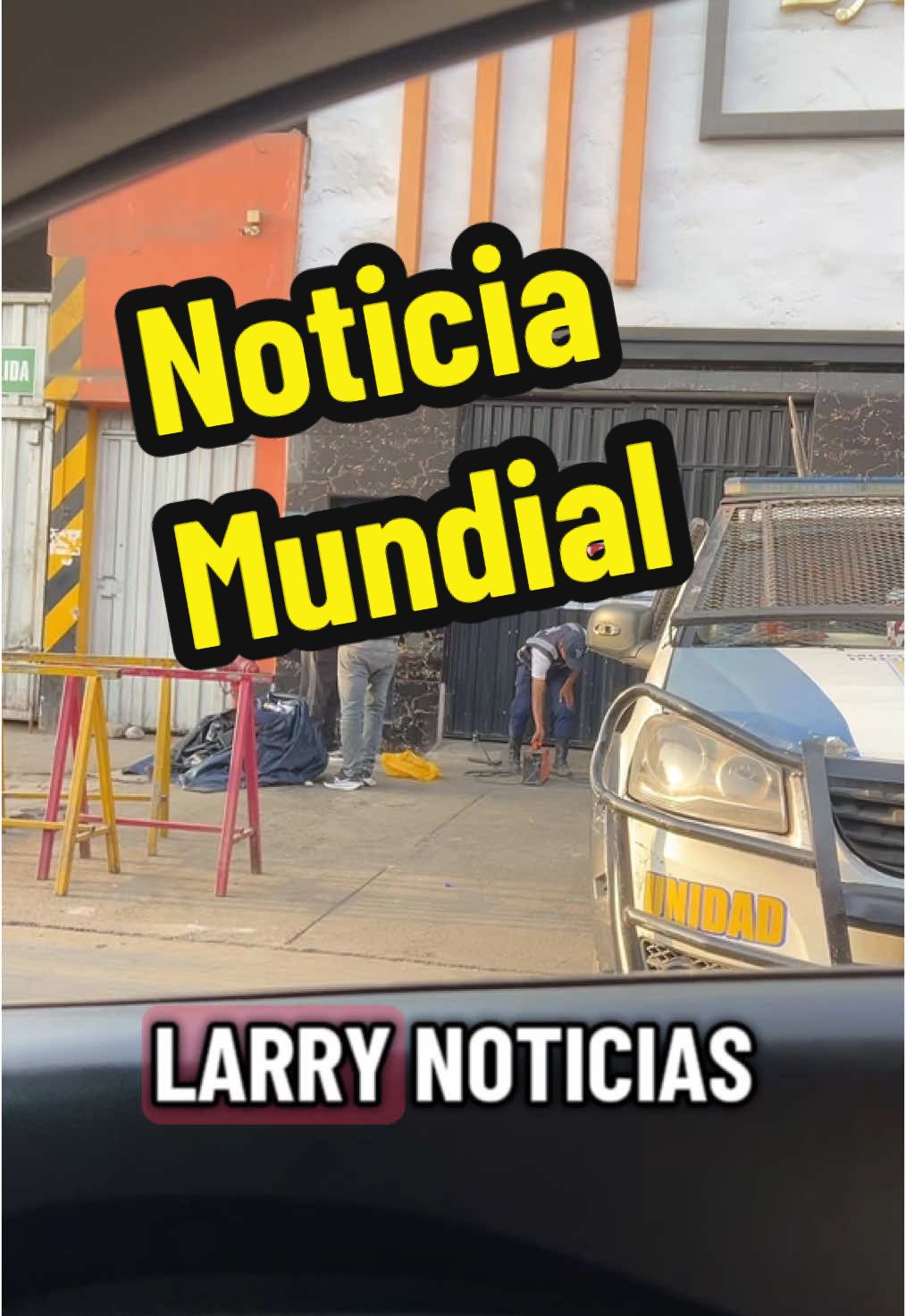 Larry noticias #taxistatiktoker #historiasdetaxistas #taxistaenlima 