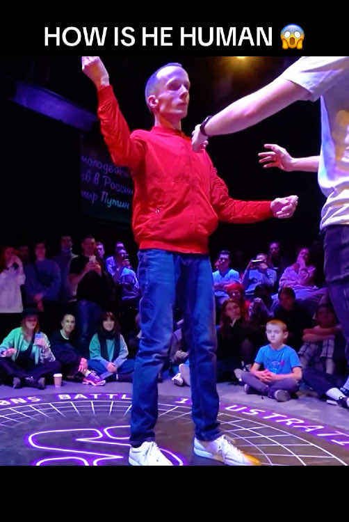 Robot Vall #robotdance #robotdancer #robotdancing #robotdancers #robotdancechallenge #mannequindance #mannequindancer #robotdancemoves #fyp #foryou #viral 