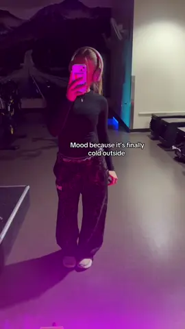 Lifts just got 10x better #gym #gymgirl #repost 