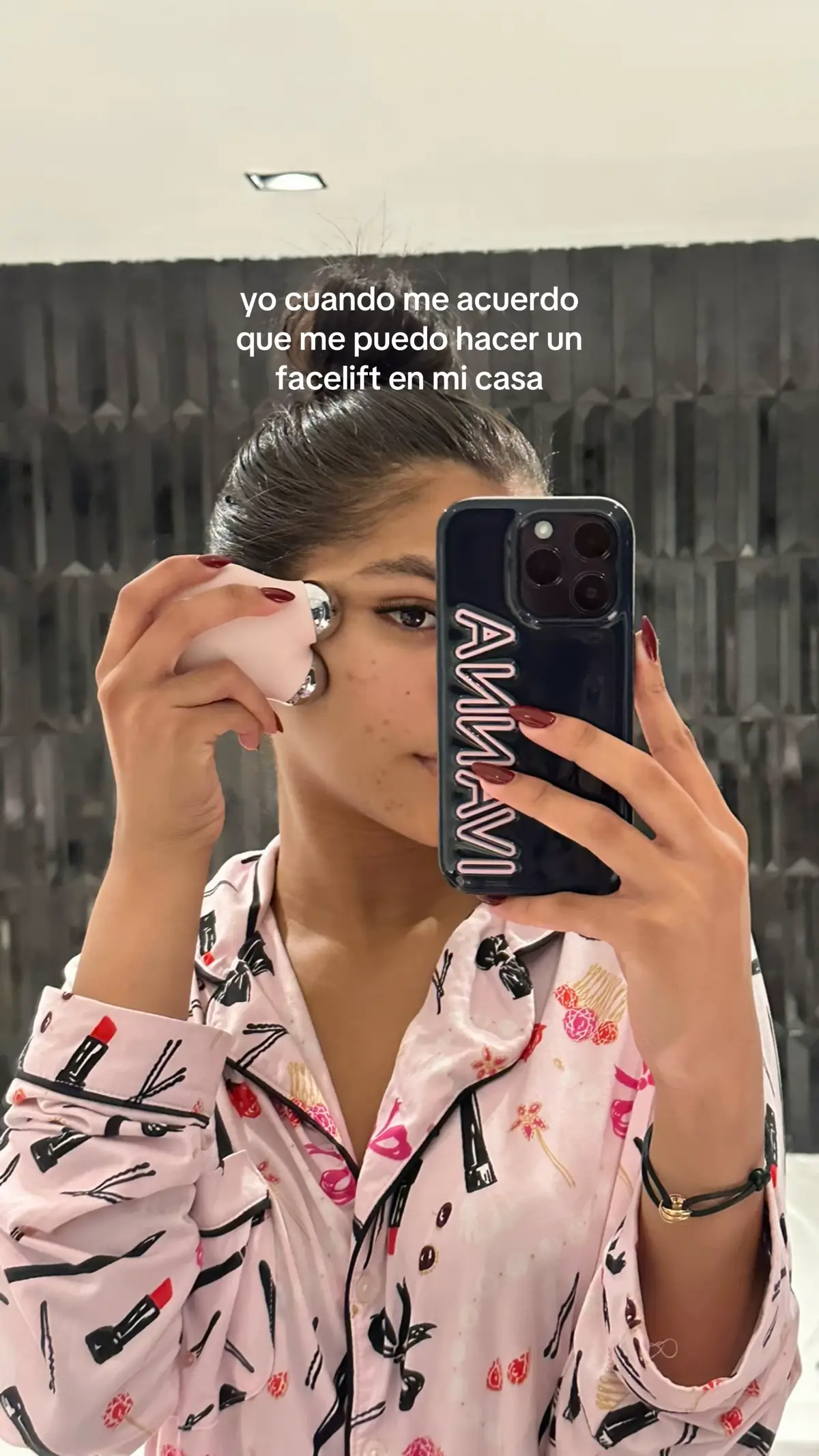 gifted by NuFACE  everything pink down to the nuface @mynuface