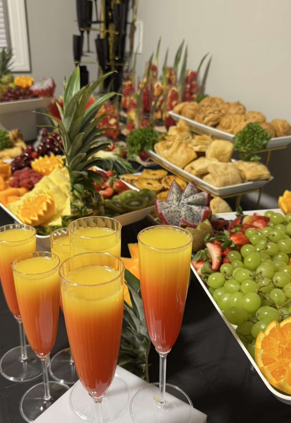 Fruit table 🤭🔥 #foryoupage #fypシ゚viral #fypage #fyp #foryou 