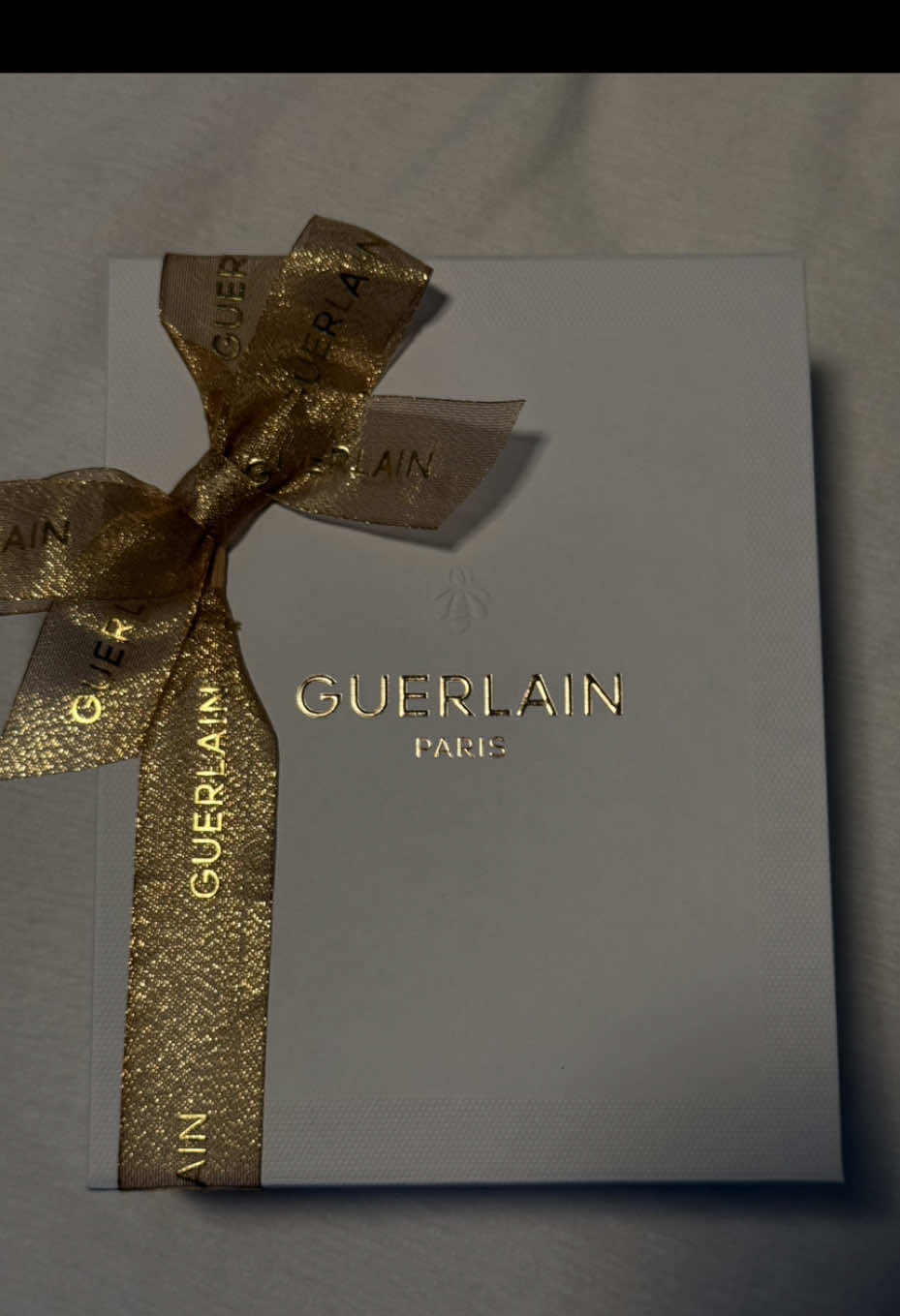 It’s all in the details 💋 @Guerlain #guerlain #lipstick #guerlainlipstick #engraved #personaltouch 