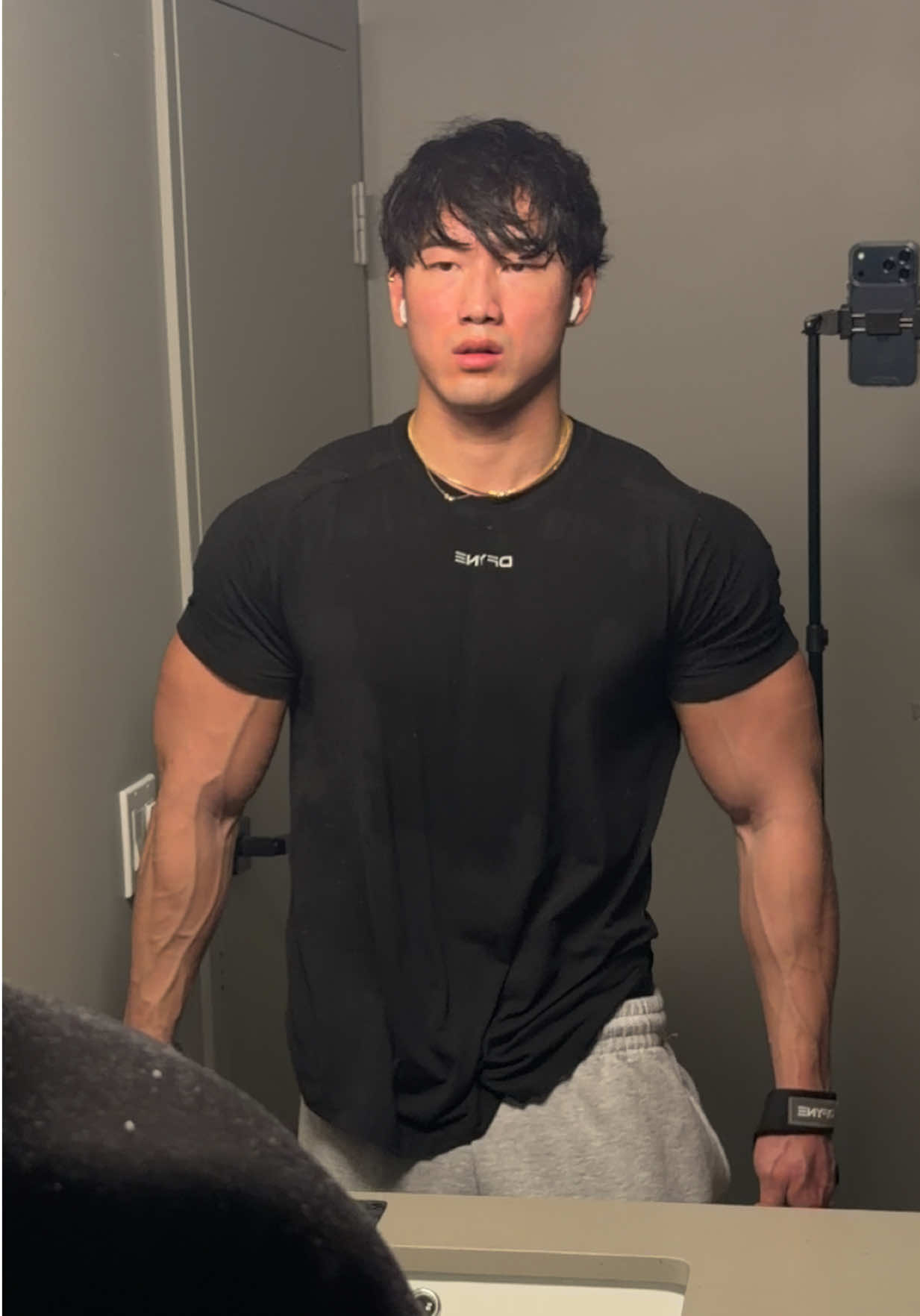 Morphing back to peak j building, day by day | @DFYNE code JUSTIN