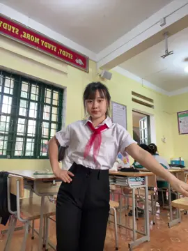 QuaChiều nhảy sáng mới úp., lại nhạc cũ 🥰#xuhuonghocsinh #xuhuong2025 #xuhuonggggggggggggggggg 