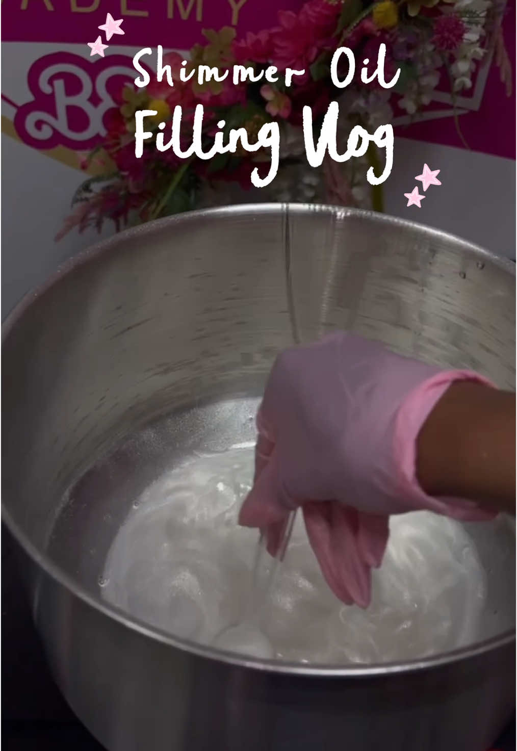 Our anniversary sale is still going on! Shop our “Boujee Glow” Collection for just $8!  💖 BODY OILS 💖 BODY SHIMMERS 💖 LIPSCRUBS  🛍️ Shop now at boujeebarbiee.net — #SmallBusiness #skincare #handmadeskincare #glowingskin #skincareroutine #skincarebrand #lipglossbusiness #skincarecommunity #skincaremusthaves #skincareroutine 