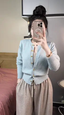 Cứ mặc đơn giản mà vẫn đẹp z thoii