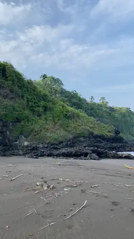Pantai yg jarang dikunjungi orang jember#fyp #rowocangak #viral #jember24jam #spotmancingjember 