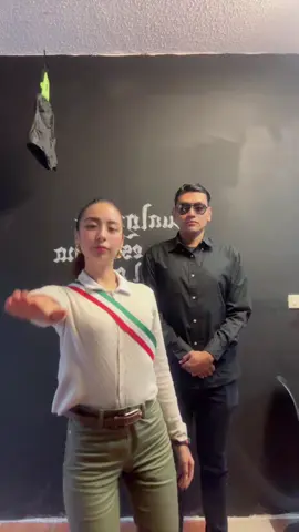 #claudiasheimbaum #halloweencostume #4t #morena #primerohayqueconstruirpreparatorias 