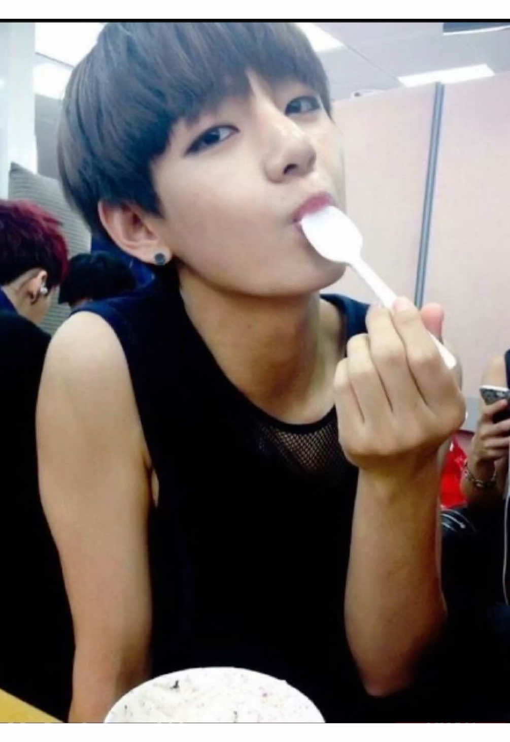 fetus taehyung you'll never be forgotten #taehyung #bts #nostolgia #gif 