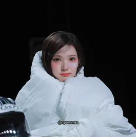 🤍🍓 #지우 #H2H #JIWOO #Hearts2Hearts #하츠투하츠 