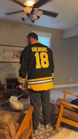 Look alike or the real Adam Sandler?? #adamsandler #lookalike #halloween #viral #trending