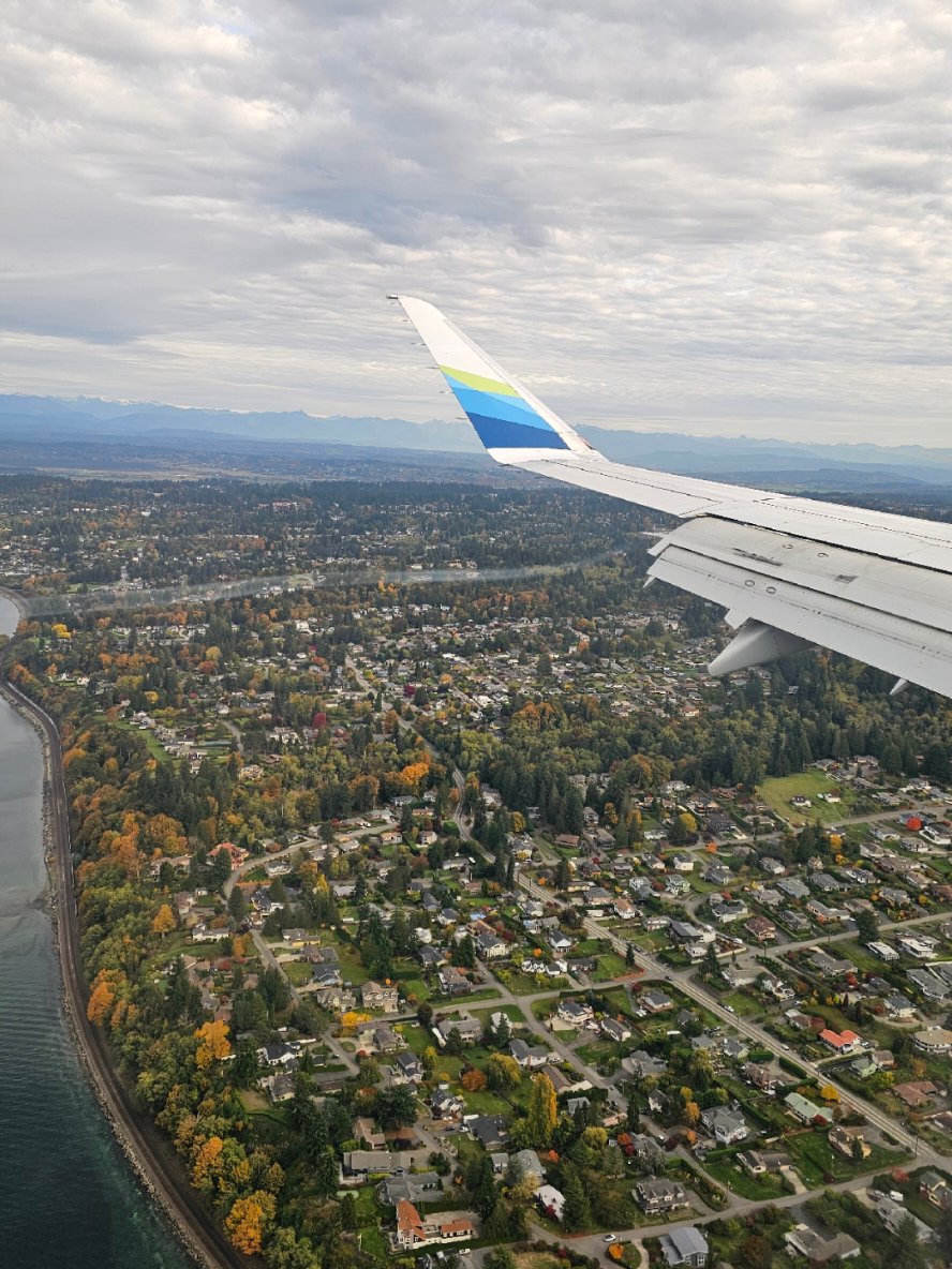 got to go home back home and visit my dad and enjoy the fall colors 🍂 🍁 🎃  played around with the 10x optical zoom, night photography, and professional camera mode for this trip .  #SamsungPartner #TeamSamsung #withGalaxy  #GalaxyS23Ultra  @SamsungUS #galaxys25ultra 