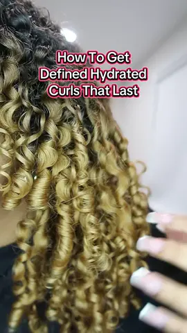 Using the @MICHE Beauty  Sculpt Curl Defining Gel for the most hydrated defined curls that actually last 😍 my wash day has never looked this good this gel gives shine hold and bounce all in one. my curls lasted by 10 days after this💘 #DefinedCurls #MicheBeauty #WashDayRoutine #fypシ #viral 