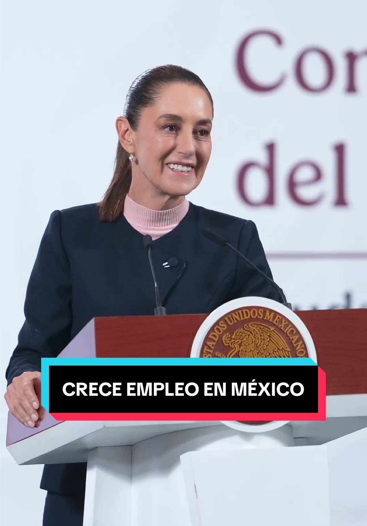 El empleo en México sigue al alza. En septiembre pasado alcanzamos 60.2 millones de puestos laborales; más de 800 mil se generaron en el último año. Vamos bien y vamos a ir mejor. #fyp 