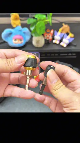 Đầu chuyển đổi đầu máy khoan #dauchuyendoimaykhoan #dauchuyendoimuikhoan #dauthaolapmuikhoan #vnhstore 