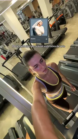 não estava pronta, estou arrepiada e sem palavras @La Rosalia 🤯 #berghain #rosalia 