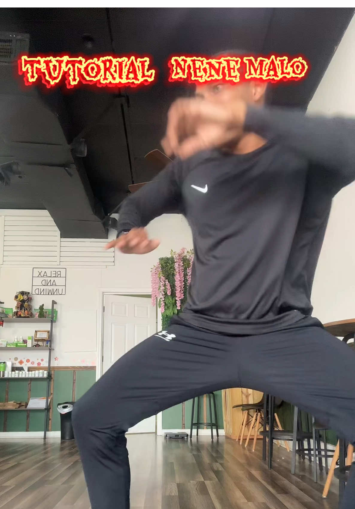 Si te gustan en el malo, aprende conmigo estas coreografías para que lleves tus bailes al siguiente nivel. Sígueme para más.#dance #baile #fypシ #parati #tutorials 