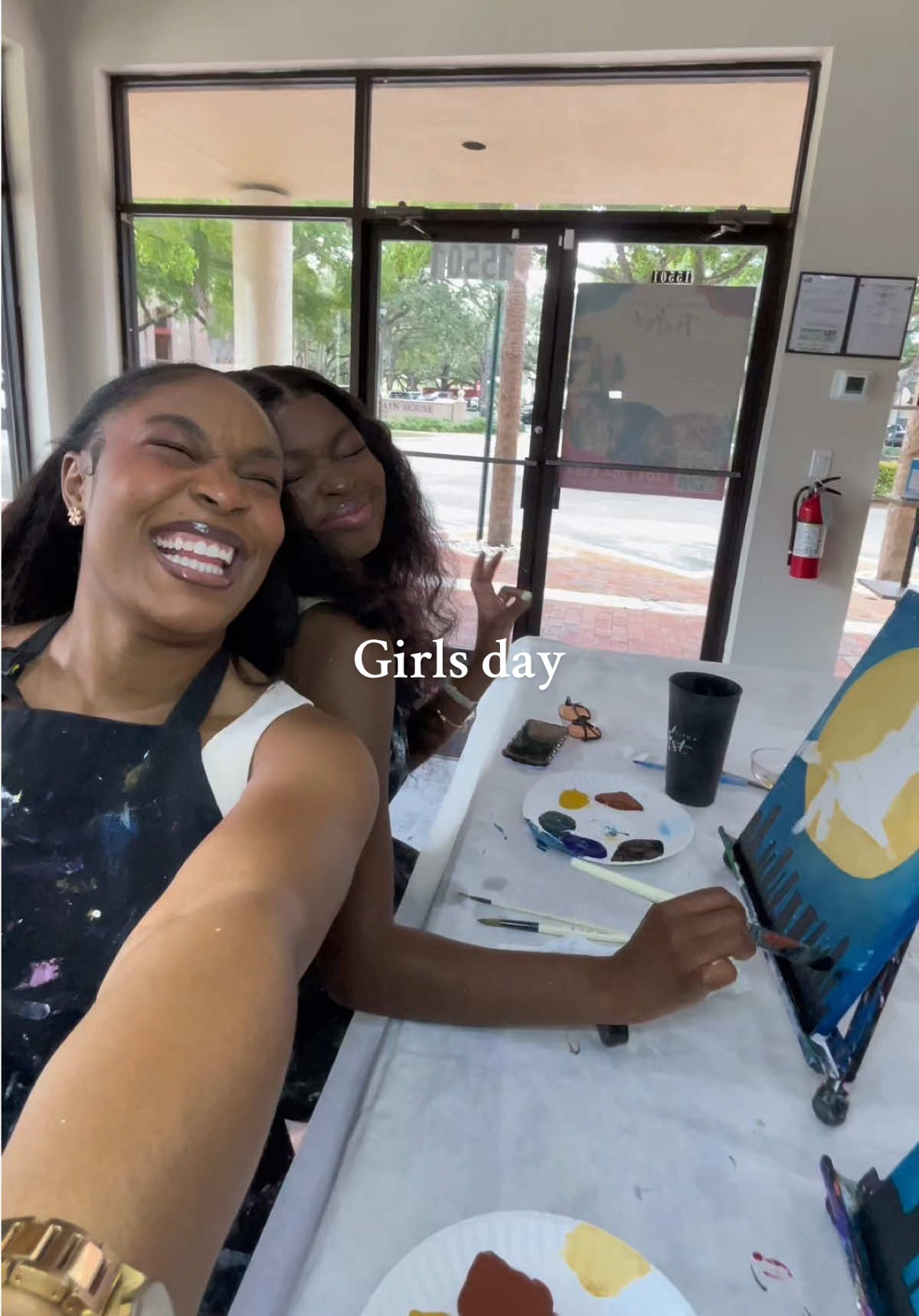 Adult friendships be like “let’s plan something soon” and next thing you know it’s 4 months later 😭 but when we finally link up, it’s always a timeee.  #friendship #friendsday #adulting #girlsday #outing #relateable #fyp 