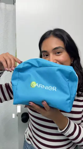 Ditch the wipes and use @GarnierUSA micellar cleanser water 💚💙 #garnierpartner #garnierskincare #garniermicellarwater #skincare #giftedbygarnier 