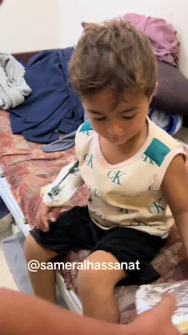 Samer, saya akan menanam senyuman, harapan, dan cinta. Kami tidak akan menyerah, tidak kira keadaan. Kami kuat kerana kami bersatu dengan cinta kami kepada Gaza dan cinta kami kepada penentangan.                                    #muntsir #muntsirbalikgaza #muntsirbackgaza #viralmalaysia #kualalumpur 