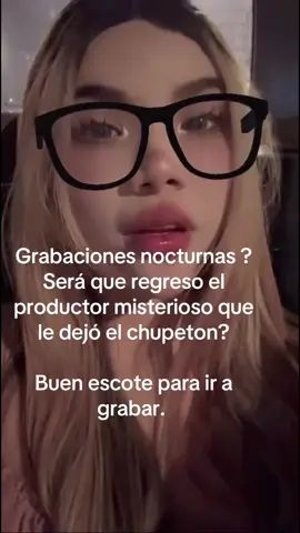 Sandrita se va a grabaciónes nocturnas misteriososas, en la noche ? Después de juntarse con Marina, será con ese misterioso productor con la que se le ha vinculado ? De ahí será el chupeton? @Sandra Skins #sandraskins #smashdota #infiel #layka 