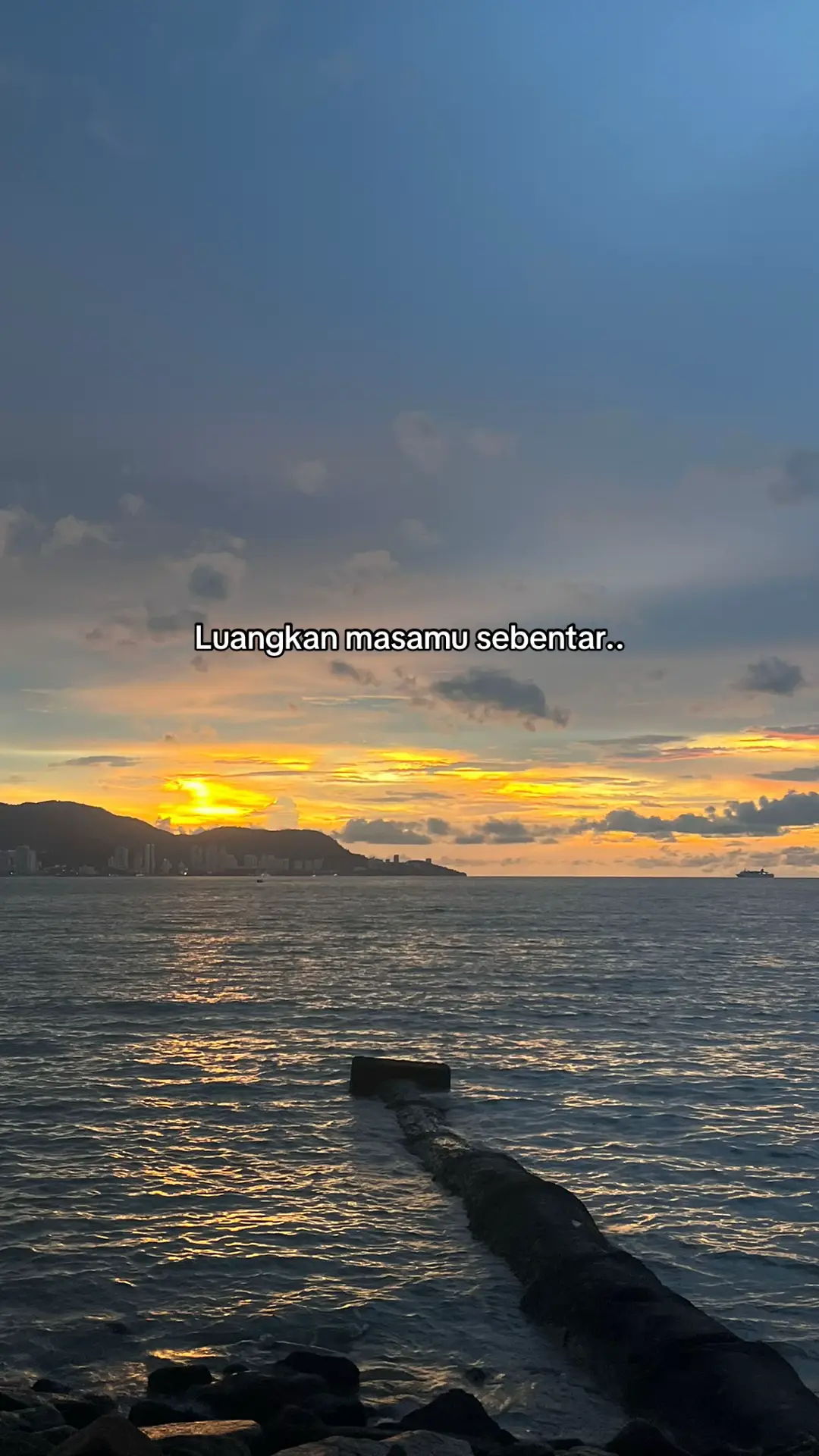 Ya Allah, Engkau tolonglah saudara- saudara kami di Palestin untuk mencapai kemenangan.🤲🏼 #fypage #reminder #freepalestine 