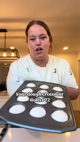 Yess! You need to make these! Thank you @Mary Kuna | Kneading More for the recipe. #sourdoughcroissantrolls #themhoffers 