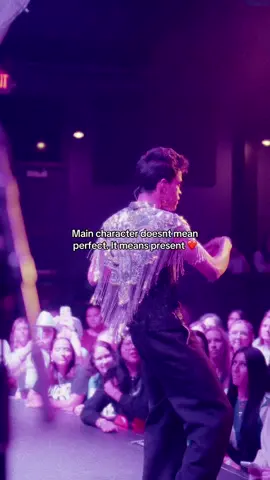 Thanks to you guys my dreams keep coming true ❤️ #edwinhonoret 