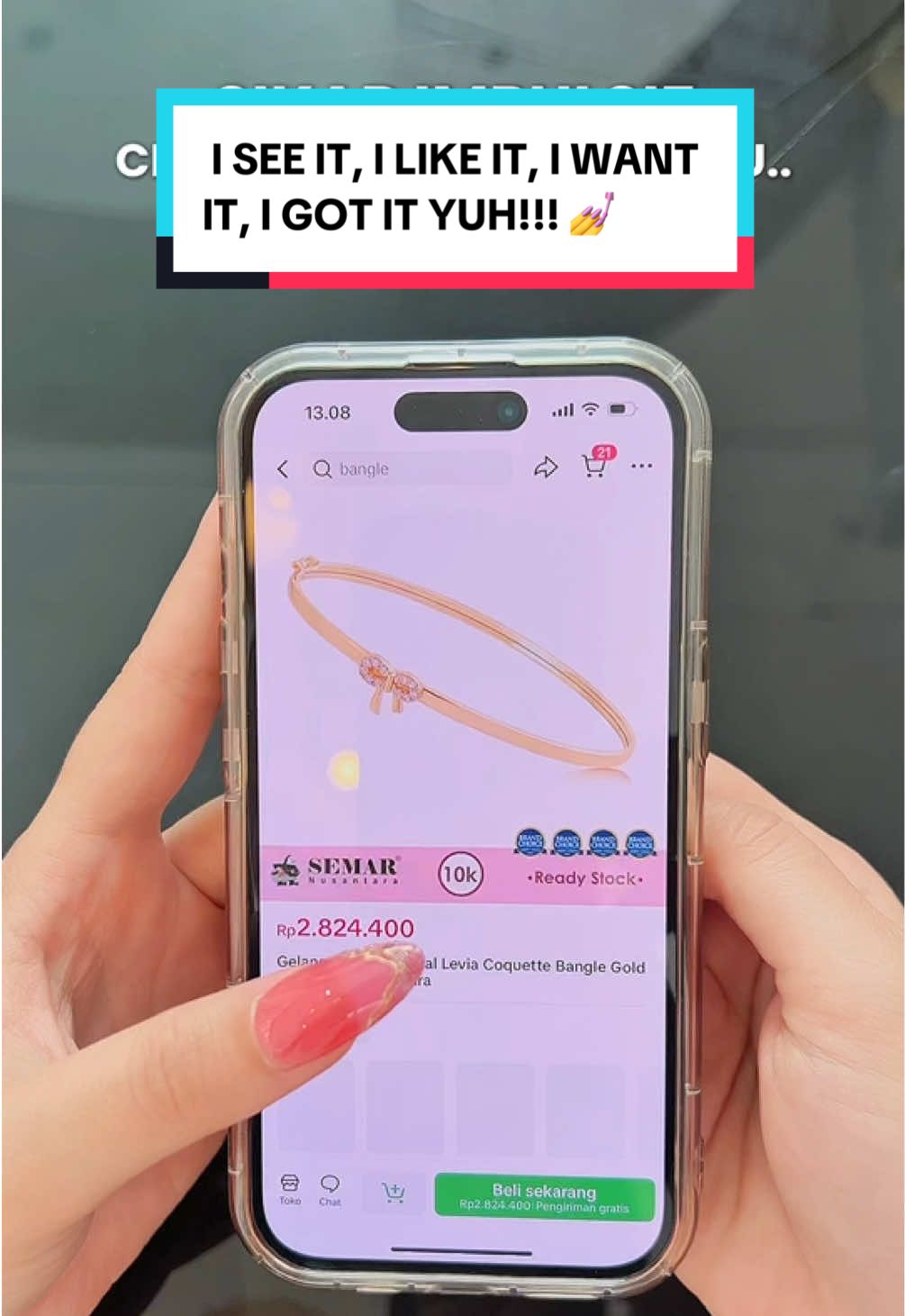 Kalo kata mbak Ariana, “I see it, I like it, I want it, I got it yuh!!!” 💅 Gapapa kok, yuk lanjutin aja check out nya! Masa gak gemes sama perhiasan-perhiasan ini? 👀 #semarnusantara #tokoemas #emasviral #beliemas #emasasli