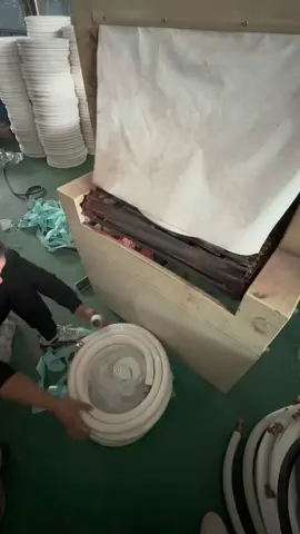 Our factory is producing copper and aluminum tubes for air conditioning.