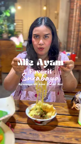 Yuk agendakan liburan dan staycation ke sini aja, mumpung masih ada promo Terms & Conditions: 1. Promo ini berlaku untuk pemesanan properti RedDoorz, SANS, dan URBANVIEW. 2. Periode booking: 1 Juni 2025 s/d 31 Desember 2025.  3. Periode Check-In: 1 Juni 2025 s/d 31 Desember 2025.  4. Diskon hingga 28% Syarat & Ketentuan untuk pengguna promo: ● Minimum transaksi untuk menggunakan promo ini adalah Rp120.000 ● Maksimum diskon yang diberikan: Rp50.000 ● Kode promo ini bisa digabungkan dengan promo lain yang tersedia di aplikasi RedDoorz. ● Hanya berlaku untuk pemesanan melalui aplikasi RedDoorz.    Kalau masih bingung bisa dm aku ya  #REDTravelers #REDDoorzID  #berkeSANS @RedDoorz Indonesia #babytwins10  