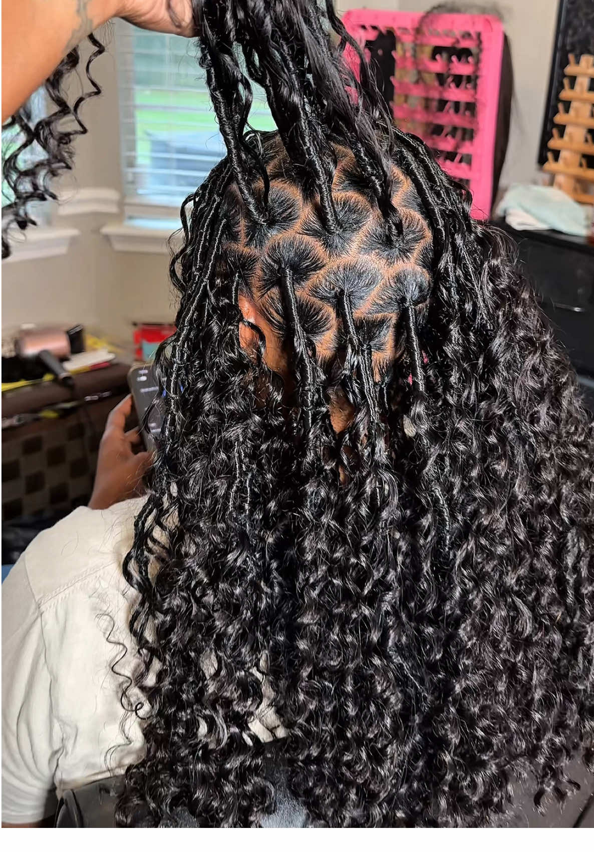 🧐🧐🧐😭 #karlamihair #crochetbraids @karlami hair 3 packs used!!! 