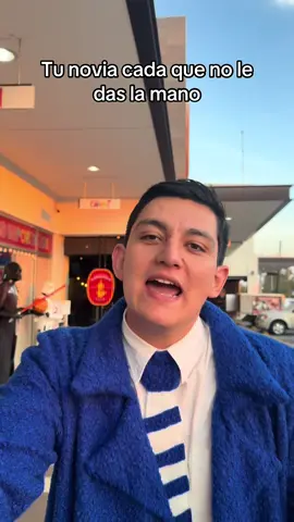 Así son todas o solo mi novia? #comedia #humor #couple #toxica #sketch @🖤LOZANO🖤 