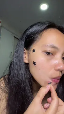 #แผ่นแปะสิวรูปดาว  #แผ่นแปะสิวลดการอักเสบ  #สิวอักเสบยุบไว #แผ่นแปะสิว 