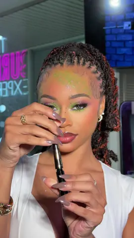 COLLAB WITH @EBIN NEW YORK 🔥 Hair @B.bratzstyles 😍😍 #houstonmakeupartist #travelmakeupartist #travelmakeupartist 