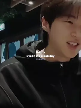 Happy birthday sayangkuuu🥹🫶 Semoga kamu selalu diberikan kesehatan, kebahagiaan dan umur yang panjang. Dan semoga karir kamu semakin bersinar lagi kedepannya. dikelilingi orang² baik dan dijauhkan dari orang² yg punya niat buruk sama kamuu. Akuu doakan yg terbaik buat kamu yaa sayang, i love youuu💙 #byeonwooseok 